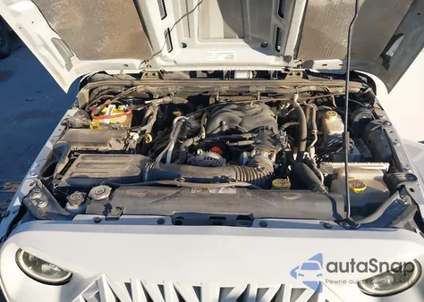 2016 Jeep Wrangler Unlimited Sport из США, поврежденный, VIN 1C4BJWDG8GL323995